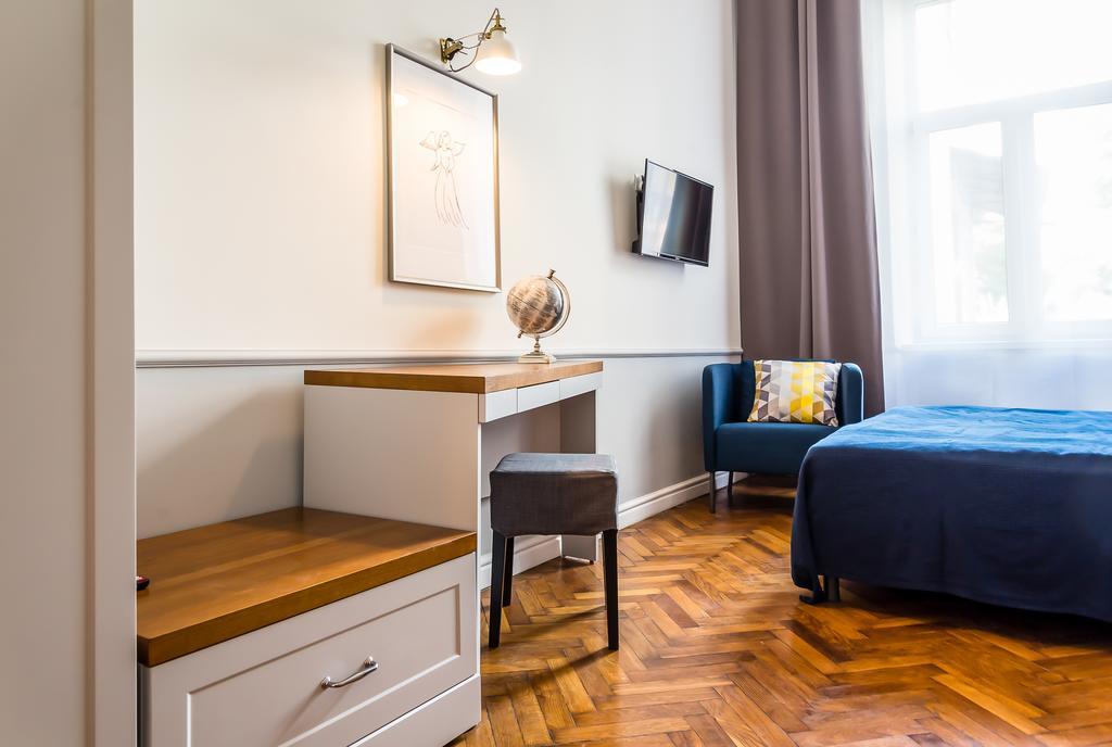 Aparthotel Angel House 3*