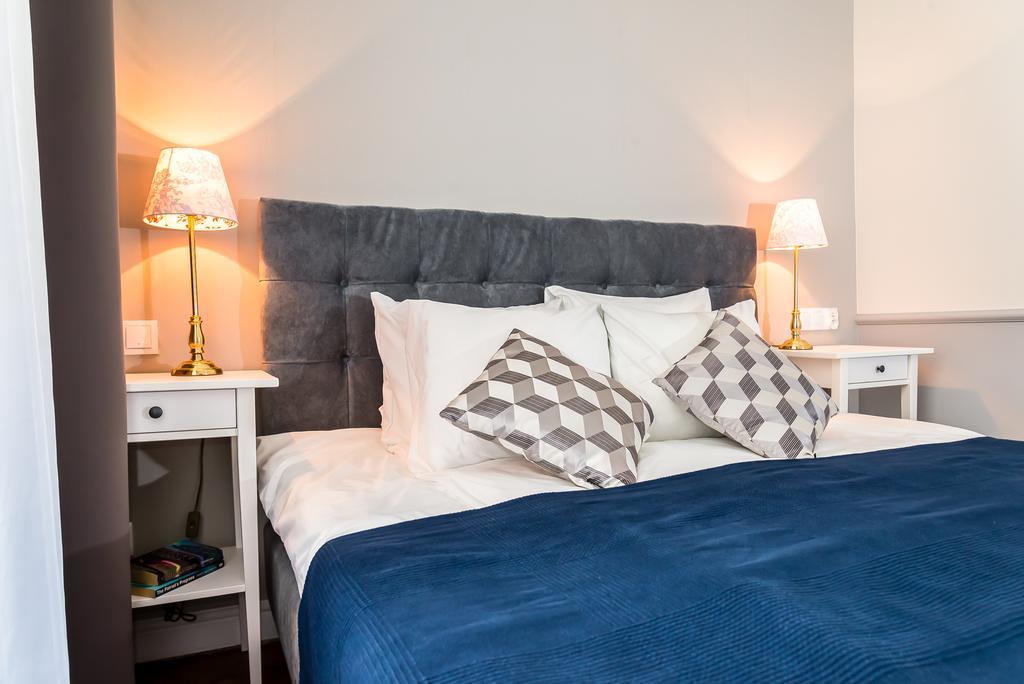 Angel House Aparthotel 3*