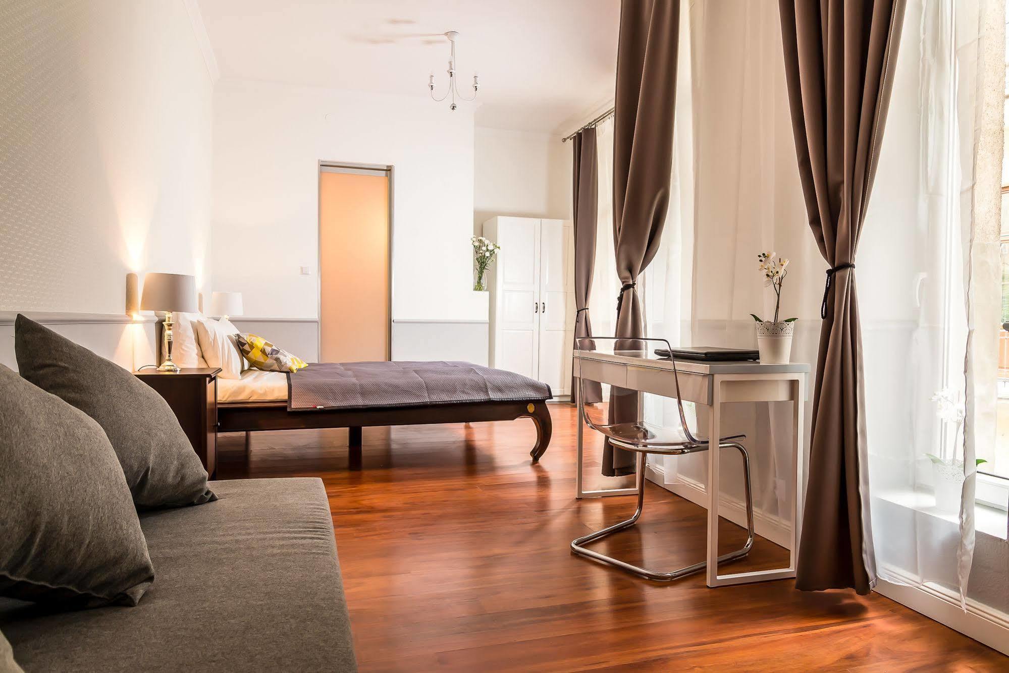 Apartahotel Angel House Cracovia